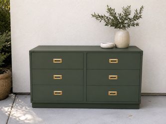 Refinished Deep Green 6-Drawer Dresser