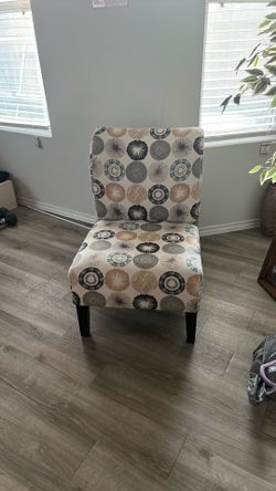 New accent chair