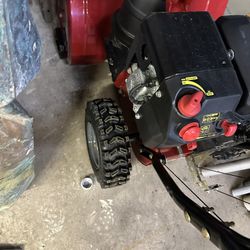 Craftsman Snowblower 24” 2 Stage