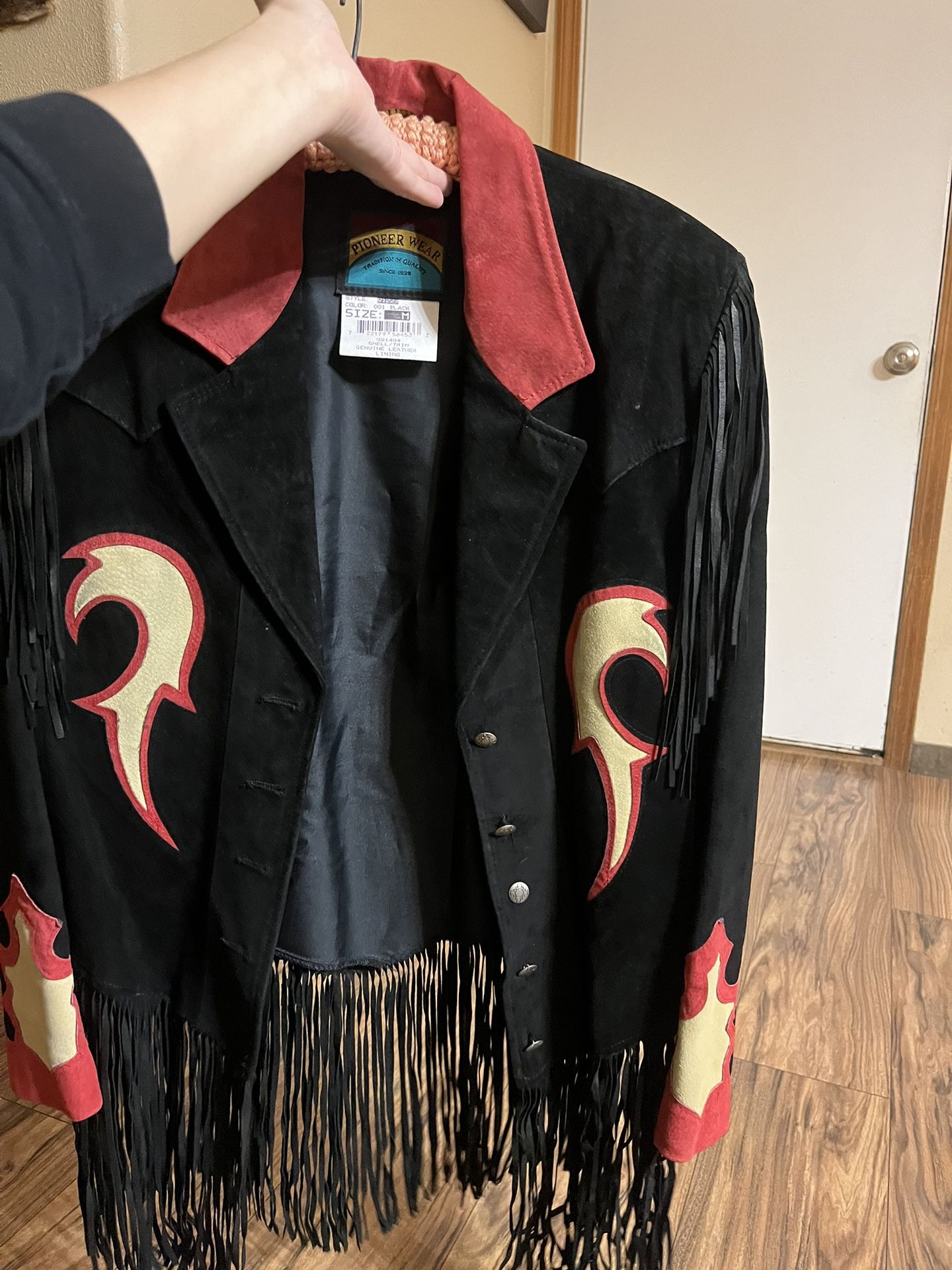 Pioneer Wear Medium Genuine Leather