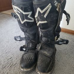 Motorcycle Boots - Alpinestars