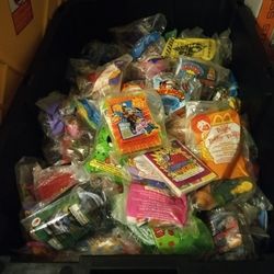 Tub Of 700 Happy Meal Toys 