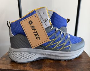 Hi-Tec Mid Hiking boot NEW in box Men’s 11