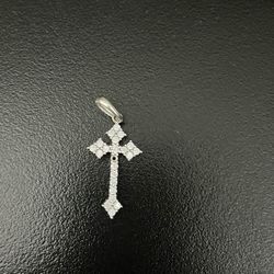 925 Sterling Silver Cross Pendant