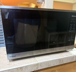 MICROWAVE 1200 WATTS