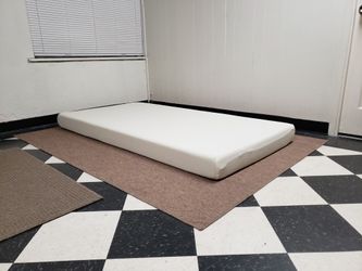 Twin size mattress - can DELIVER almost anywhere for $20 extra - please see all photos and read everything 🙂
