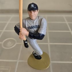 Vintage MLPB BABE RUTH Figurine 