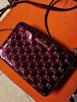 Michael kors crossbody bag