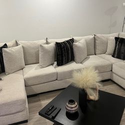 Sectional Used Like New 