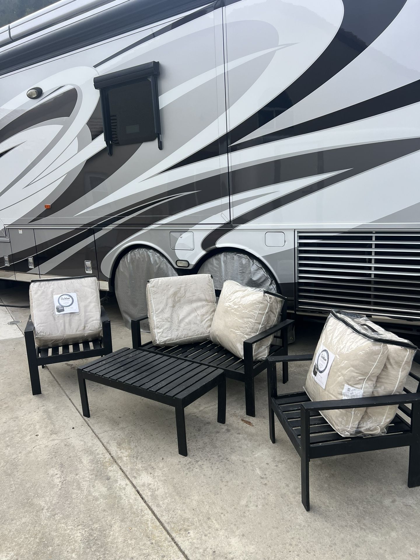 Four Piece Patio Set, With Removable And Washable Covers