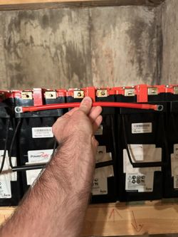 Powersafe Industrial 190 Ah 12v- And Deka Fahrenheit 145ah 12v