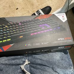 Apex M750 Keyboard