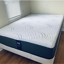 Queen size Memory Foam gel  12”thick Comfortable+Quality with box spring Brand We   Finance We deliver all cities 