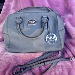 Grey Michael Kors. Bag