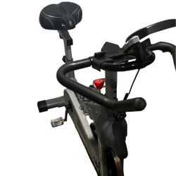 Indoor Magnetic Stationary Cycling Exercise Bike - In Great Condition