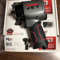 1/2 “compact impact wrench