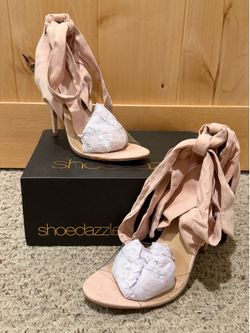 Women’s size 10 blush high heel Women’s size 10 blush high heel