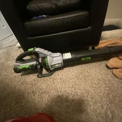 Leaf Blower