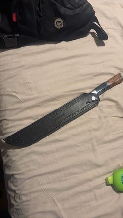 Fixed Blade Knife with Leather Sheath