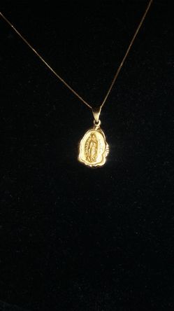 14K Virgin Mary Pendant and 14K Necklace 20 inches