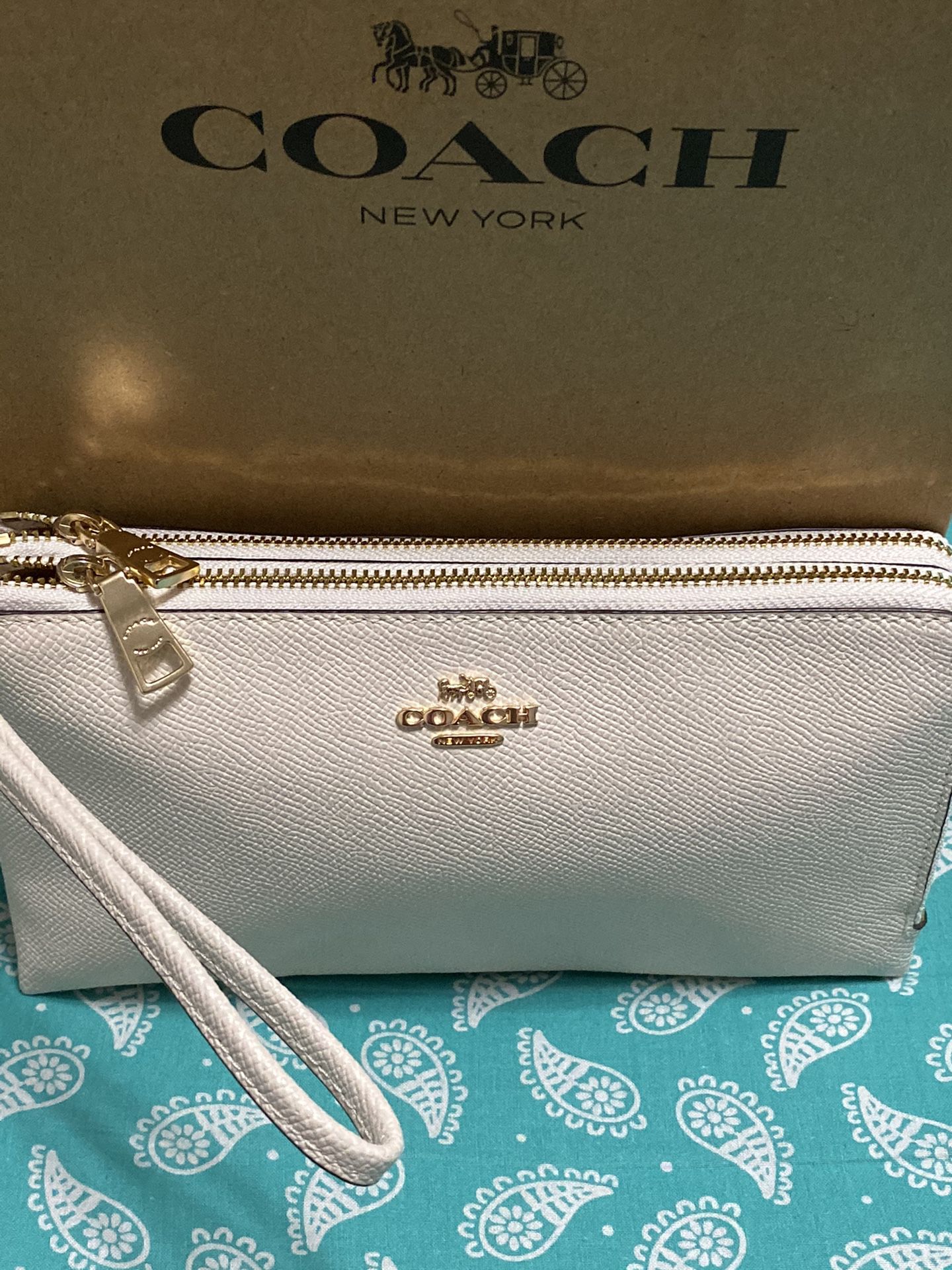 Brand New Authentic Coach bag with double zipper