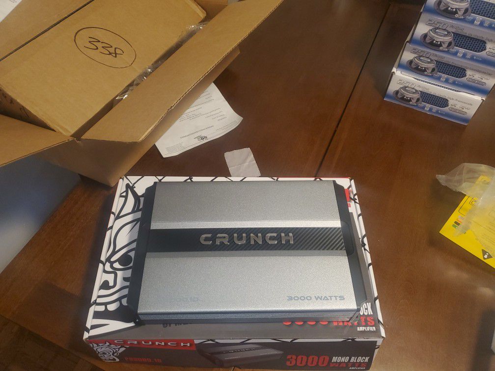 CRUNCH 3000WATTS MONO BLOCK BASS AMP PERFECT FOR SUBWOOFERS 1 OHM STABLE