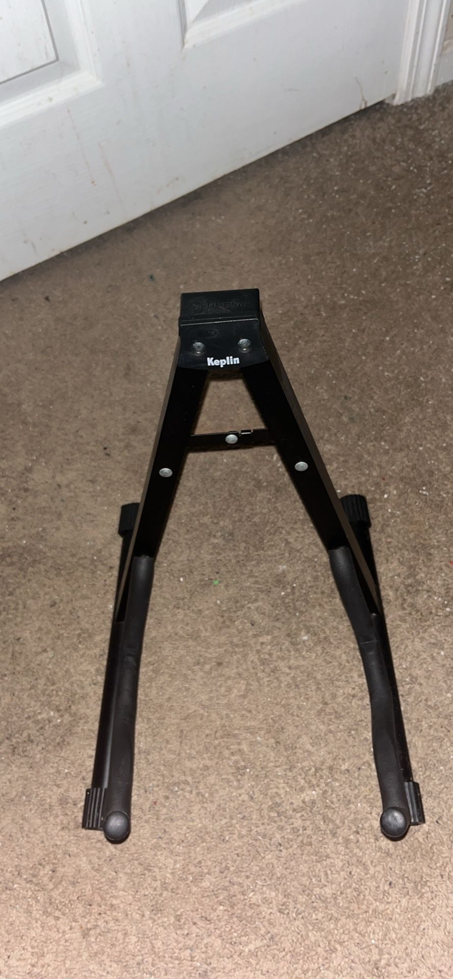 Guitar Stand