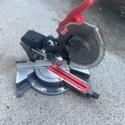 Milwuakee Fuel M18 12in Sliding Miter Saw (tool Only)