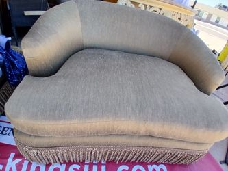 Vintage deep plush lounge chairs w/.pillows