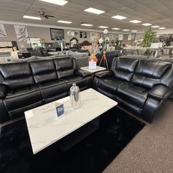 2 Pc Sofa And Loveseat 