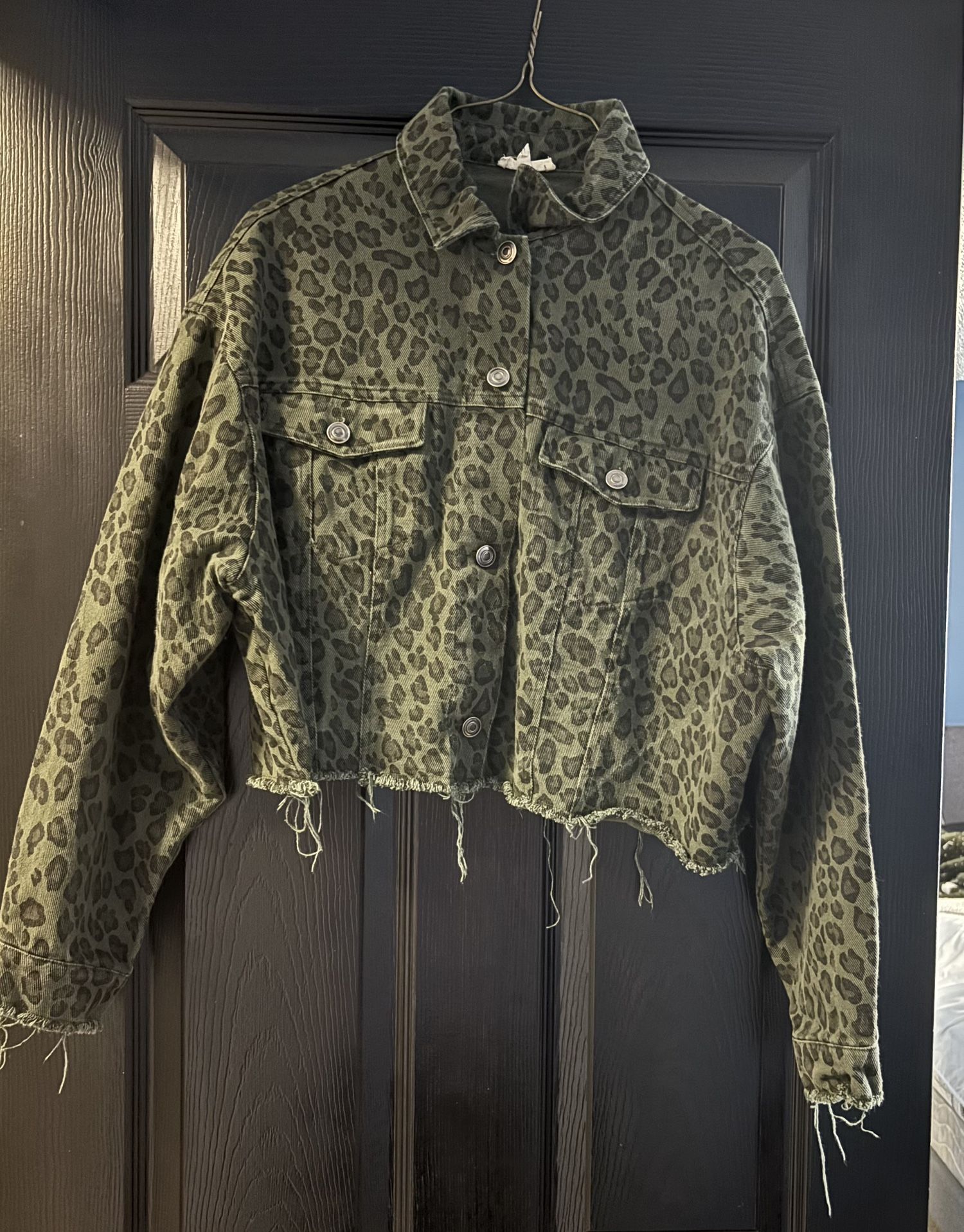 Main Strip Green cheetah denim jacket Size M 