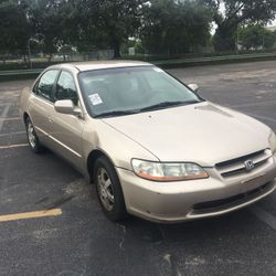 2000 Honda Accord