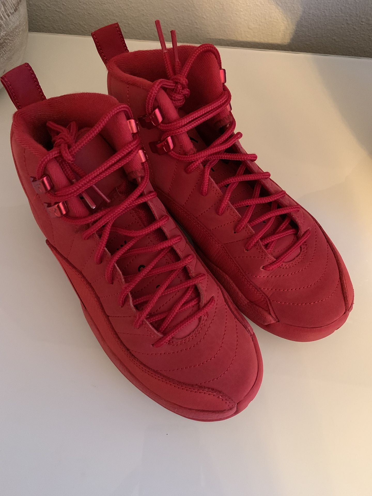 Jordan 12 Gym Red size 4y