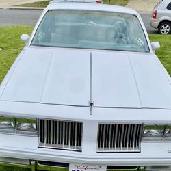 Oldsmobile Cutlass