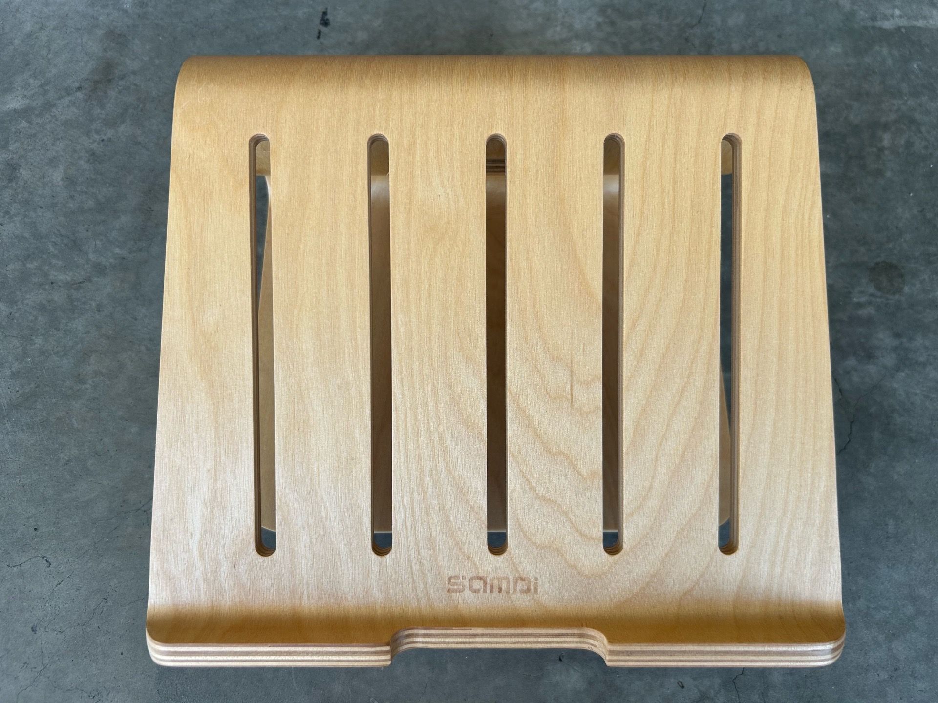 SAMDI Wooden Laptop Stand