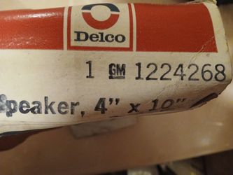 1964 Buick Wildcat And Buick NOS speaker