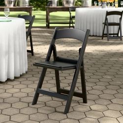 Sturdy Black Resin Folding Chair: Perfect for Indoor and Outdoor Events, Parties, and More