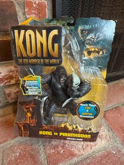 Playmates Toys Kong vs Piranha Action Figure Kong 8th Wonder Power Punch 2005
