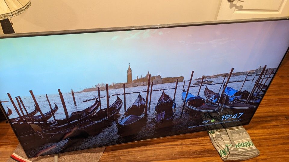 LG 86" TV 86UQ70