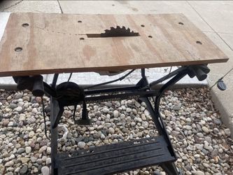 Table Wood Shipper Working