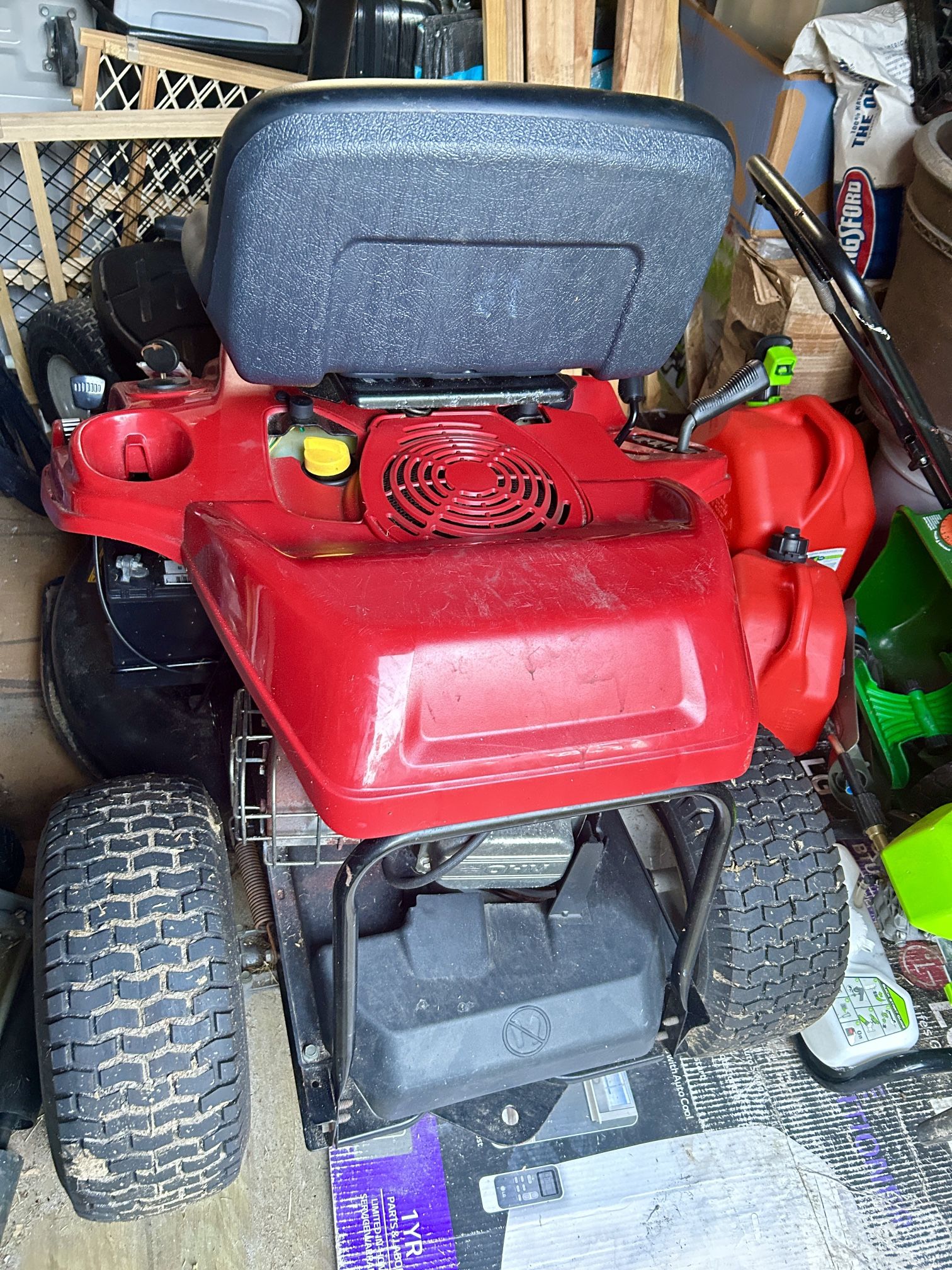 🚜 For Sale: Murray 30 Inch Rear Engine Riding Lawn Mower
