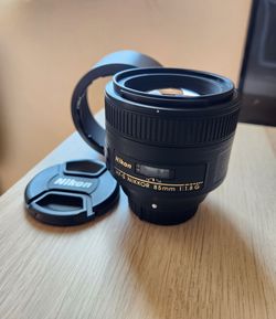Nikkor AF-S 85mm f1.8G (Nikon F Mount)