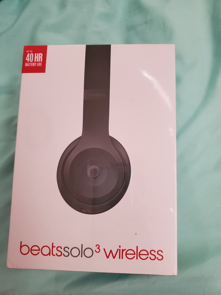 Beats by Dre Solo 3 wireless Head phones