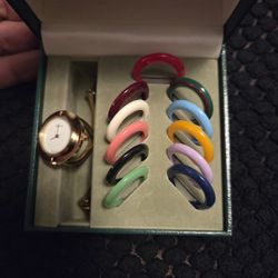 GUCCI Vintage INTERCHANGEABLE BEZEL WATCH