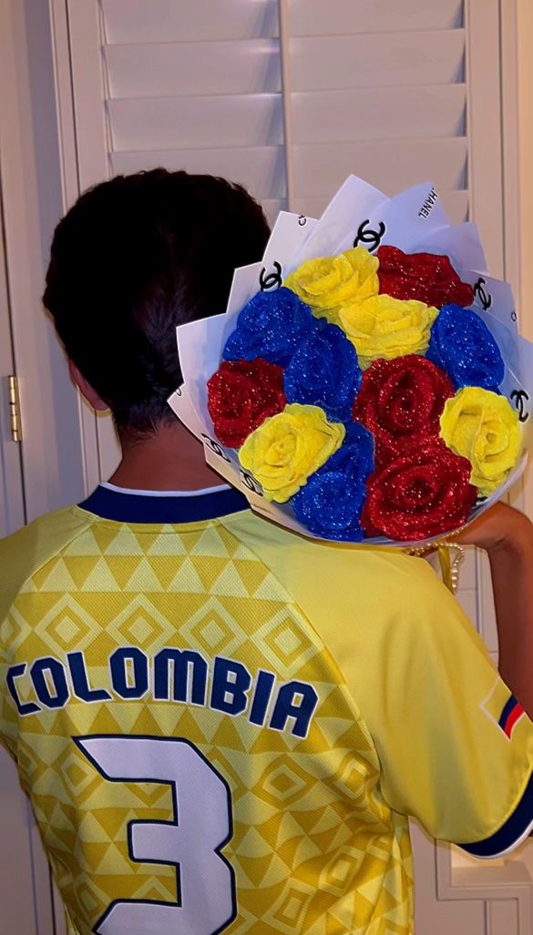 Custom Flower Bouquet/ Ramo Buchón