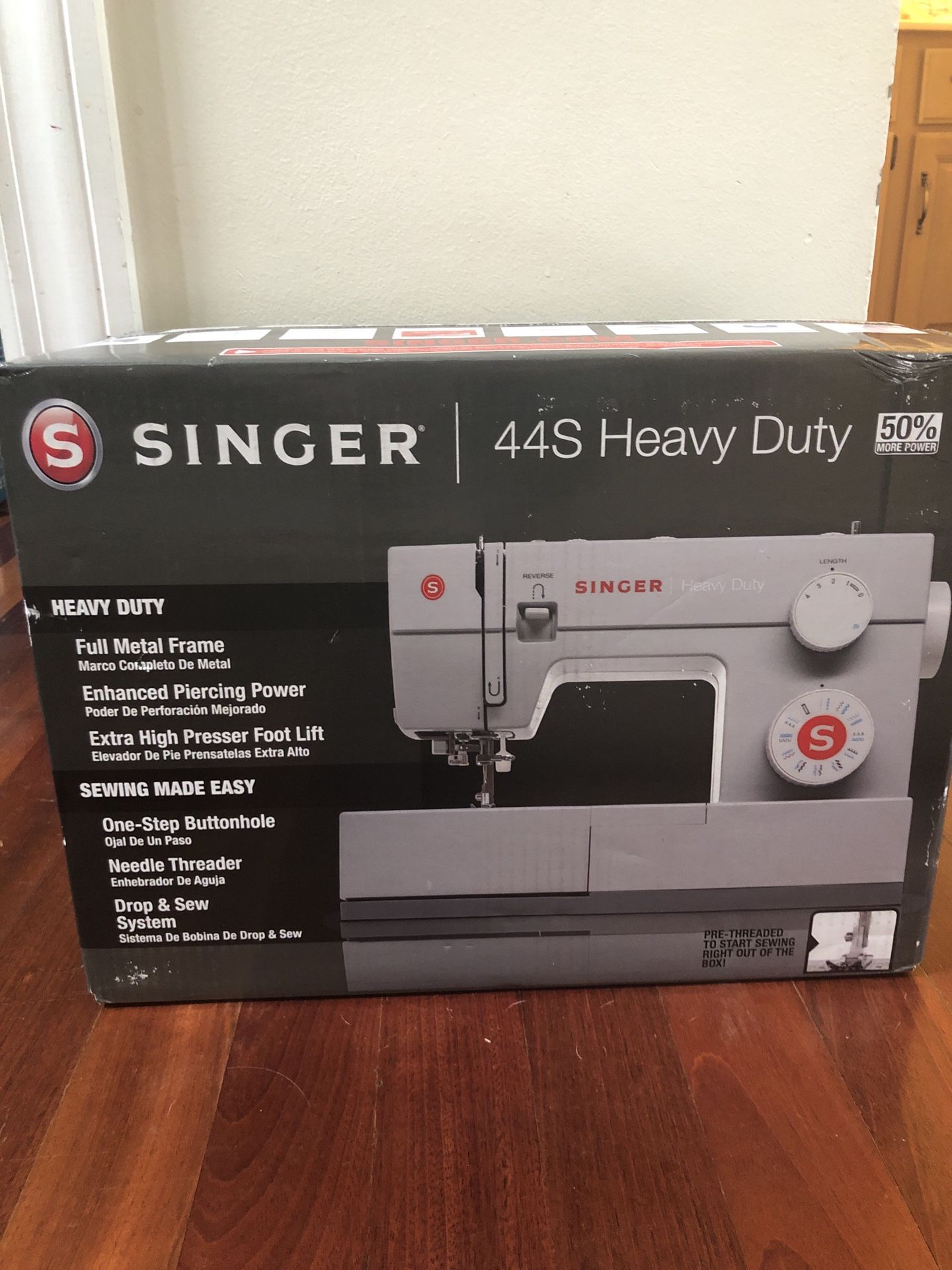 Brand New Singer Heavy Duty Sewing Machine