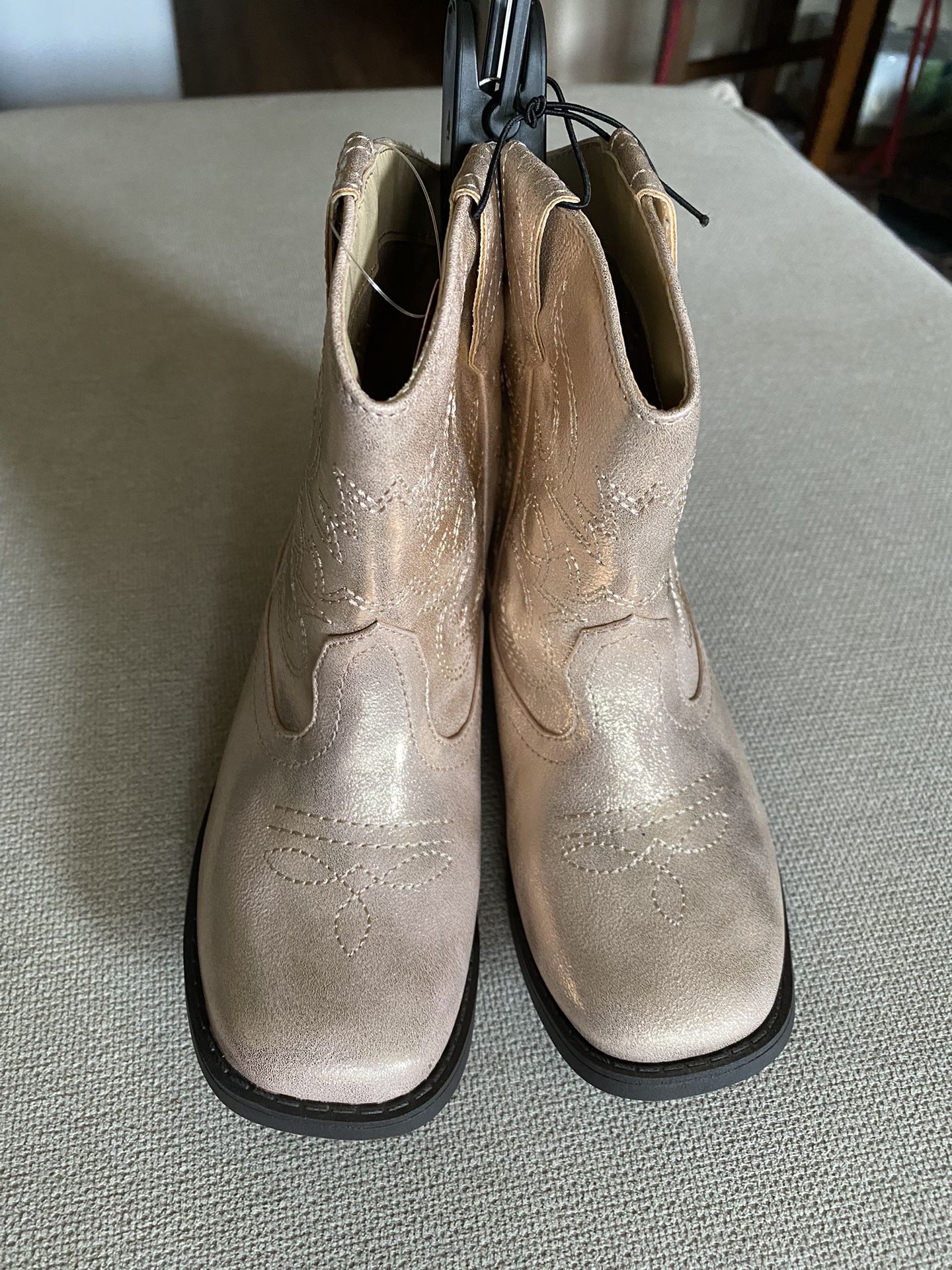 Girls Boots