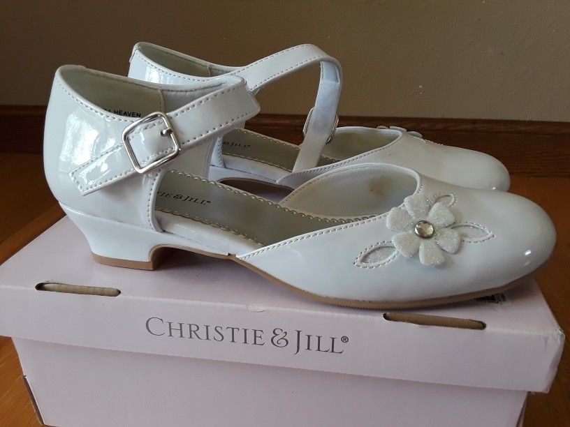 Girls Size 4 White Dress Shoes