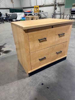 Night stand