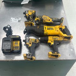 Dewalt 5 Pc Cordless Tool Set With 2 Batteries And Charger 